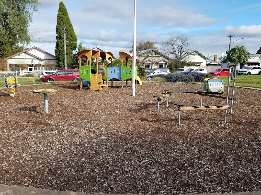 Hopetoun Park Playground — Playgrounds in Geelong